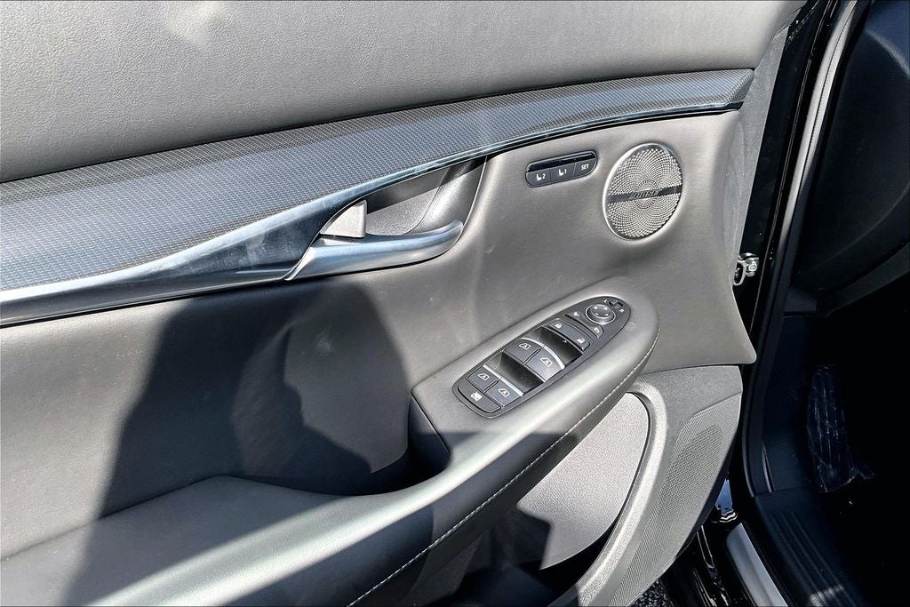 2025 INFINITI QX50 SPORT