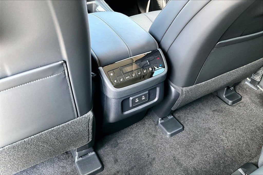 2027 INFINITI QX60 PURE