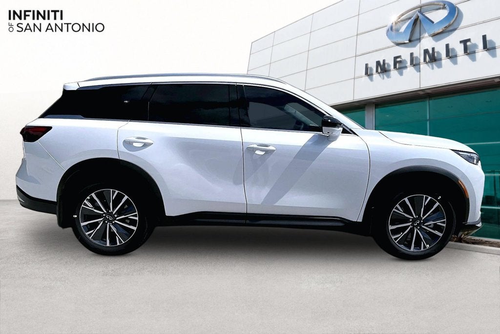 2027 INFINITI QX60 PURE