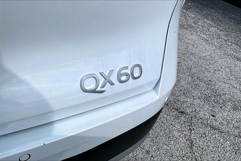 2027 INFINITI QX60 LUXE