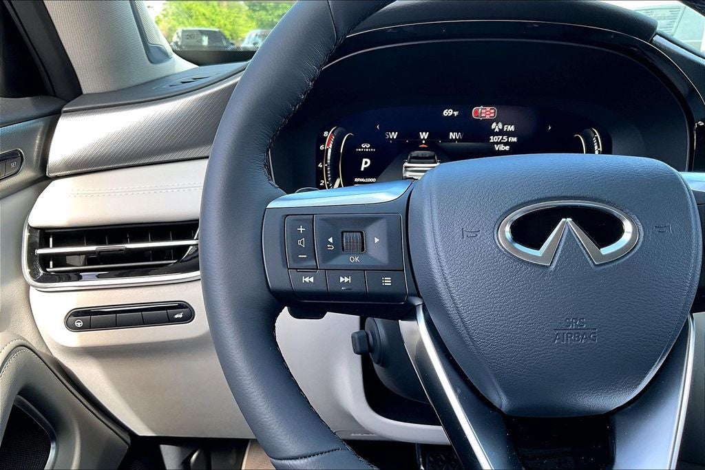 2027 INFINITI QX60 LUXE