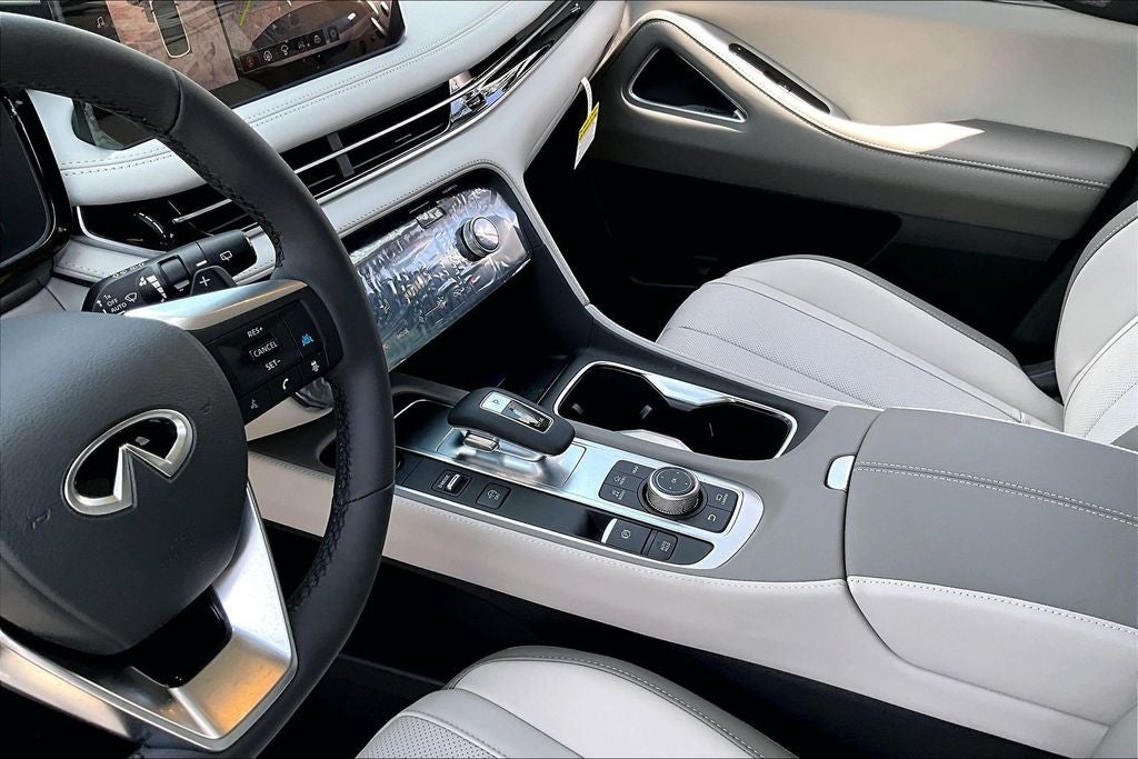 2027 INFINITI QX60 LUXE