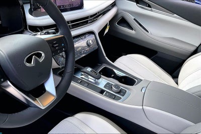 2027 INFINITI QX60 LUXE