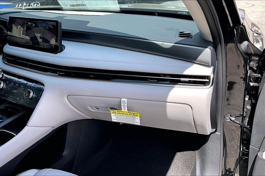 2027 INFINITI QX60 LUXE