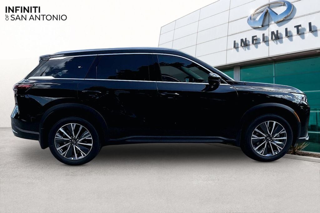 2027 INFINITI QX60 LUXE