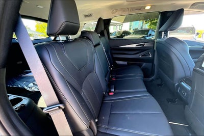 2027 INFINITI QX60 LUXE