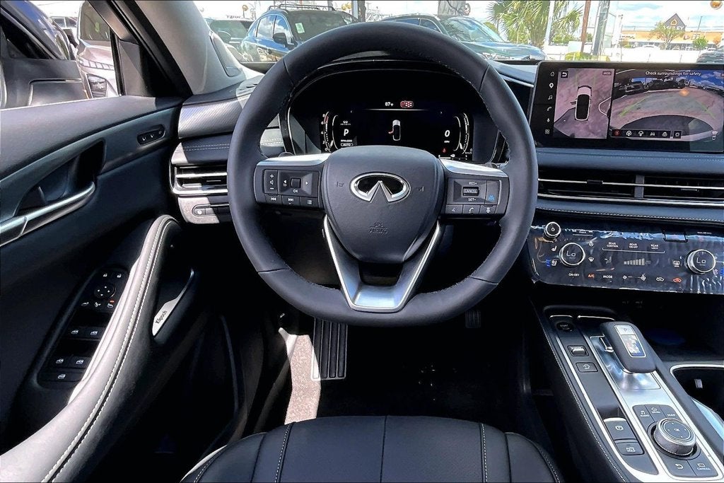 2027 INFINITI QX60 LUXE