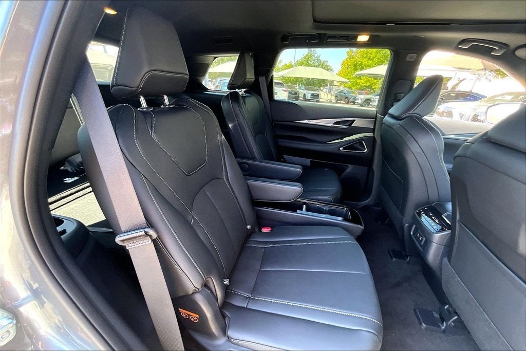 2027 INFINITI QX60 SPORT