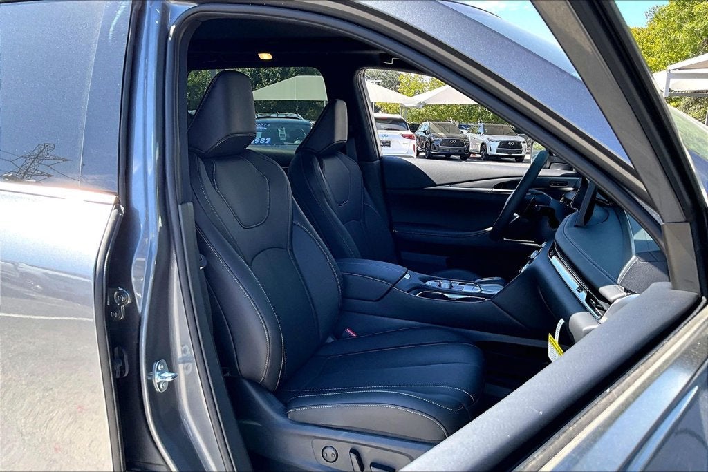 2027 INFINITI QX60 SPORT
