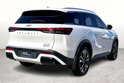2025 INFINITI QX60 LUXE