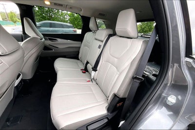 2026 INFINITI QX60 LUXE