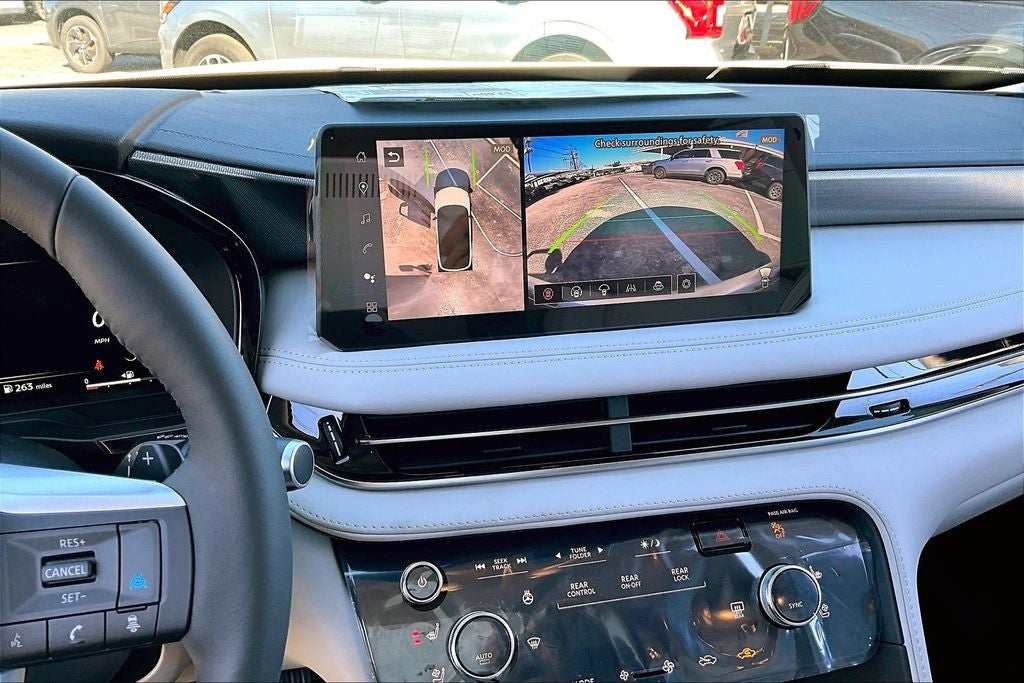 2026 INFINITI QX60 LUXE