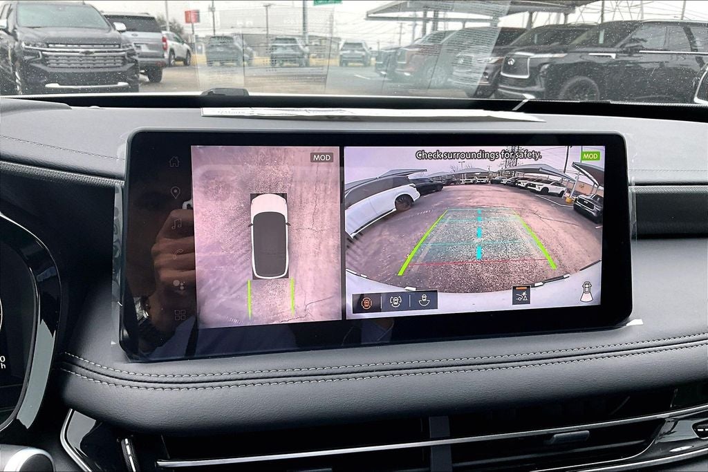 2026 INFINITI QX60 LUXE