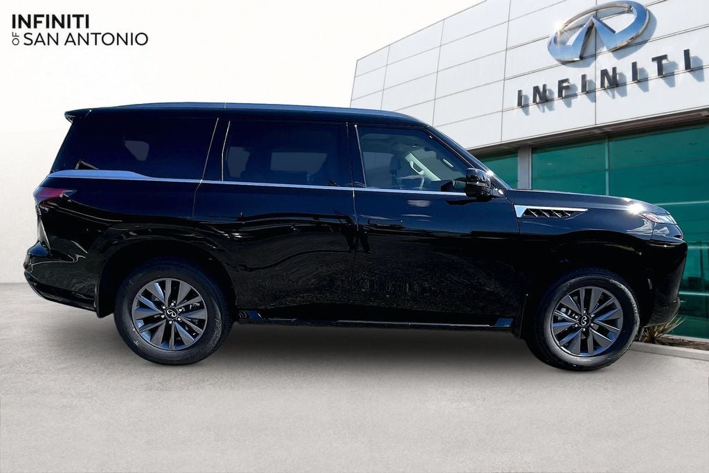 2026 INFINITI QX80 PURE