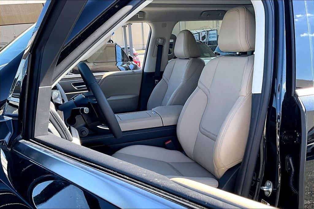 2026 INFINITI QX80 PURE