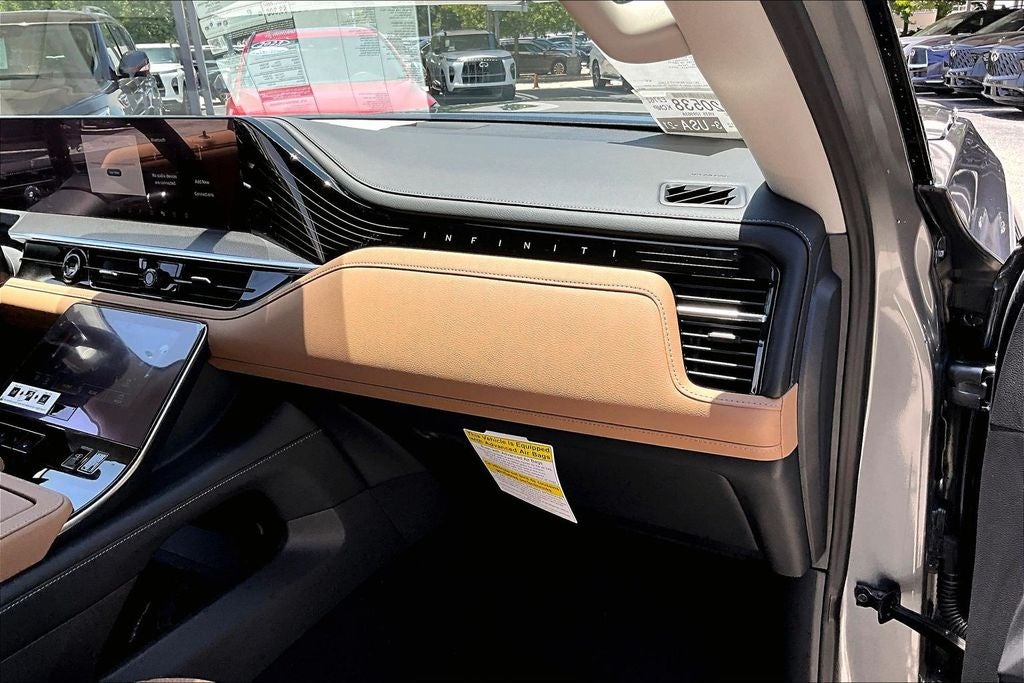2027 INFINITI QX80 LUXE