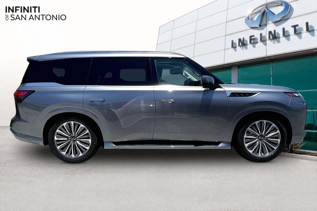 2027 INFINITI QX80 LUXE