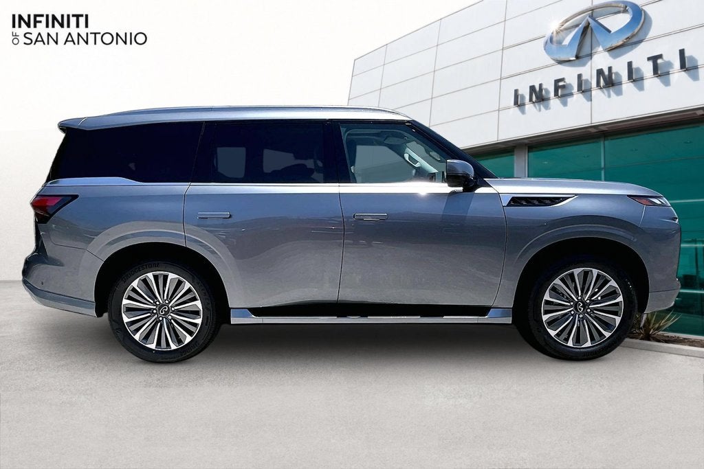2027 INFINITI QX80 LUXE