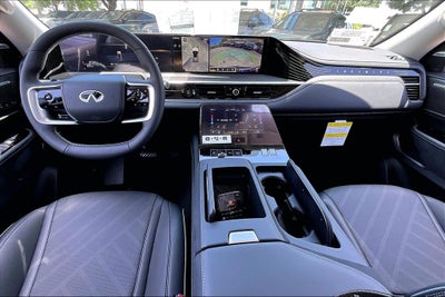 2027 INFINITI QX80 LUXE