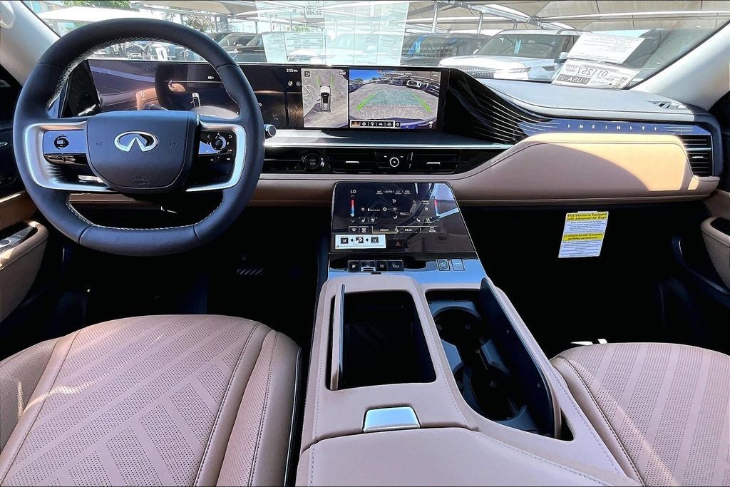 2026 INFINITI QX80 LUXE