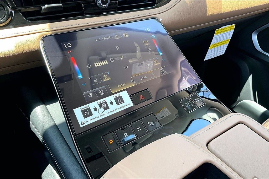 2027 INFINITI QX80 LUXE