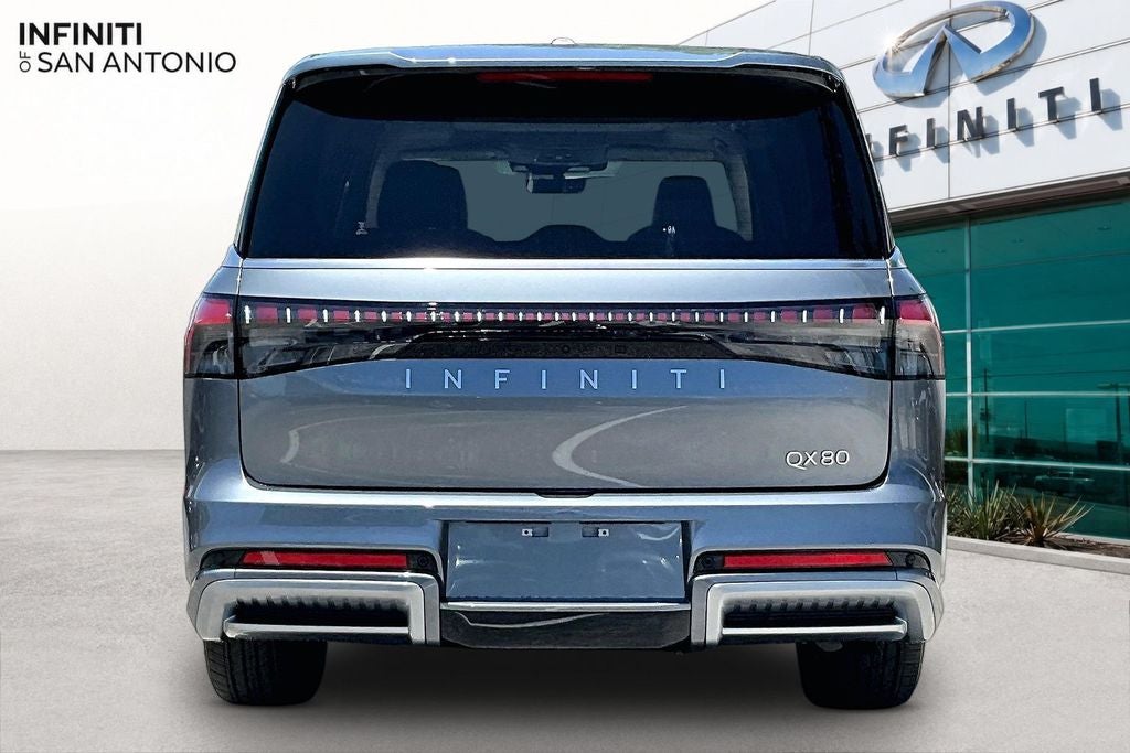 2027 INFINITI QX80 LUXE