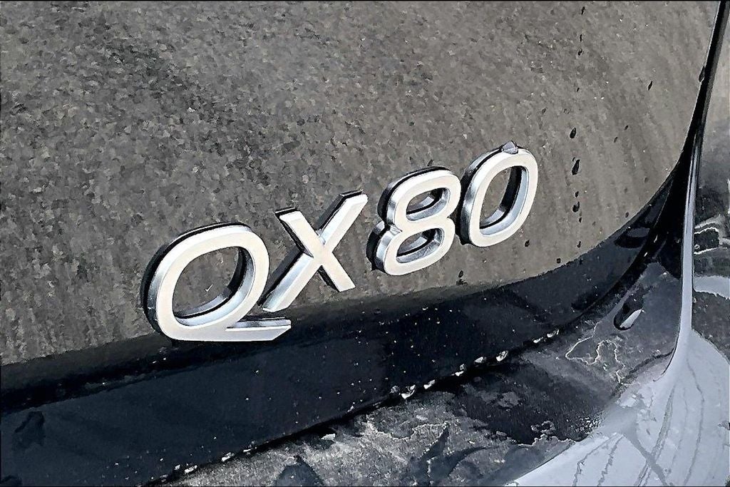 2026 INFINITI QX80 LUXE