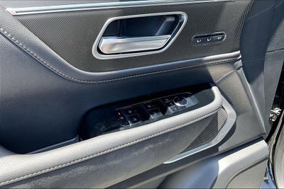 2027 INFINITI QX80 LUXE