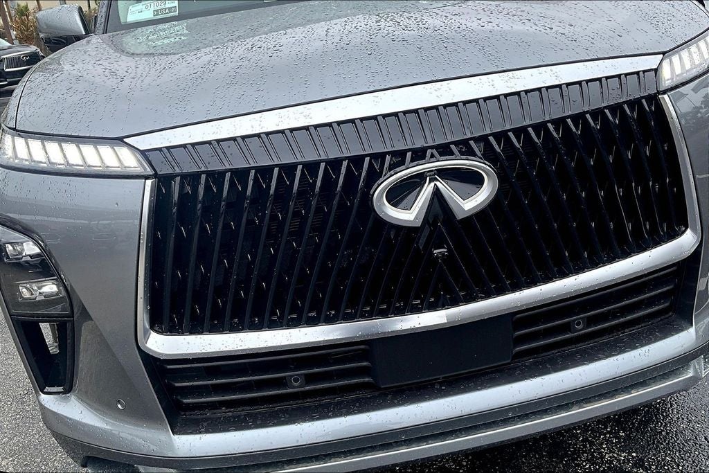 2026 INFINITI QX80 LUXE