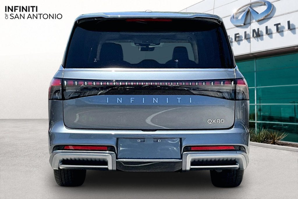 2027 INFINITI QX80 LUXE