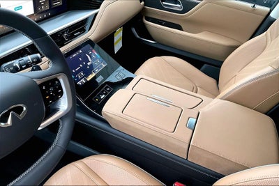 2026 INFINITI QX80 LUXE