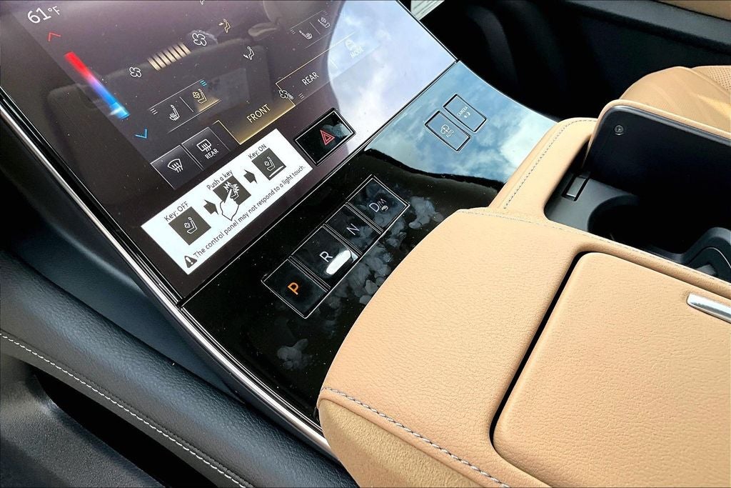 2026 INFINITI QX80 LUXE