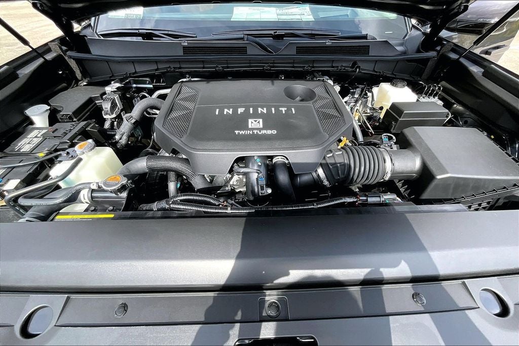 2026 INFINITI QX80 LUXE