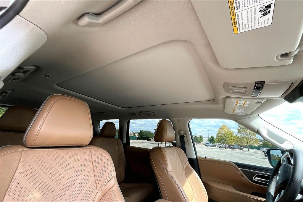 2026 INFINITI QX80 LUXE