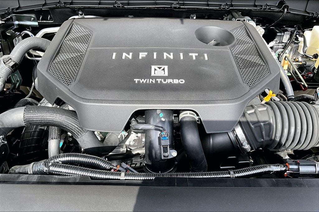 2026 INFINITI QX80 LUXE