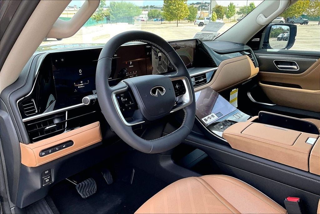 2026 INFINITI QX80 LUXE