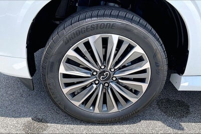 2027 INFINITI QX80 LUXE