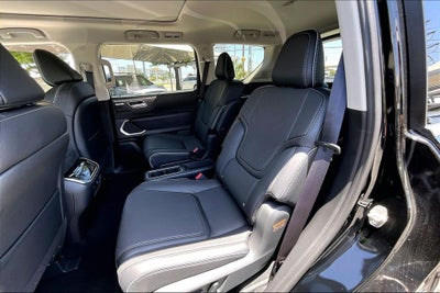 2027 INFINITI QX80 LUXE
