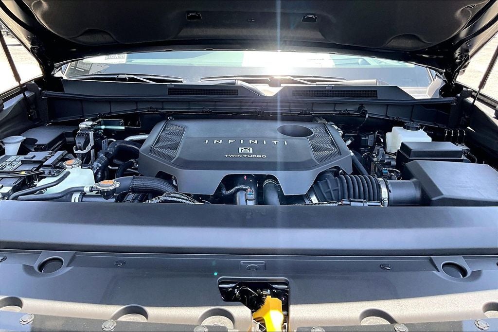 2027 INFINITI QX80 LUXE