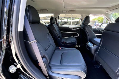 2027 INFINITI QX80 LUXE
