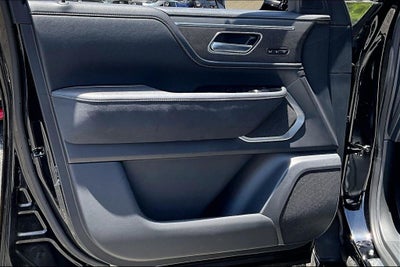 2027 INFINITI QX80 LUXE