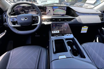 2027 INFINITI QX80 LUXE