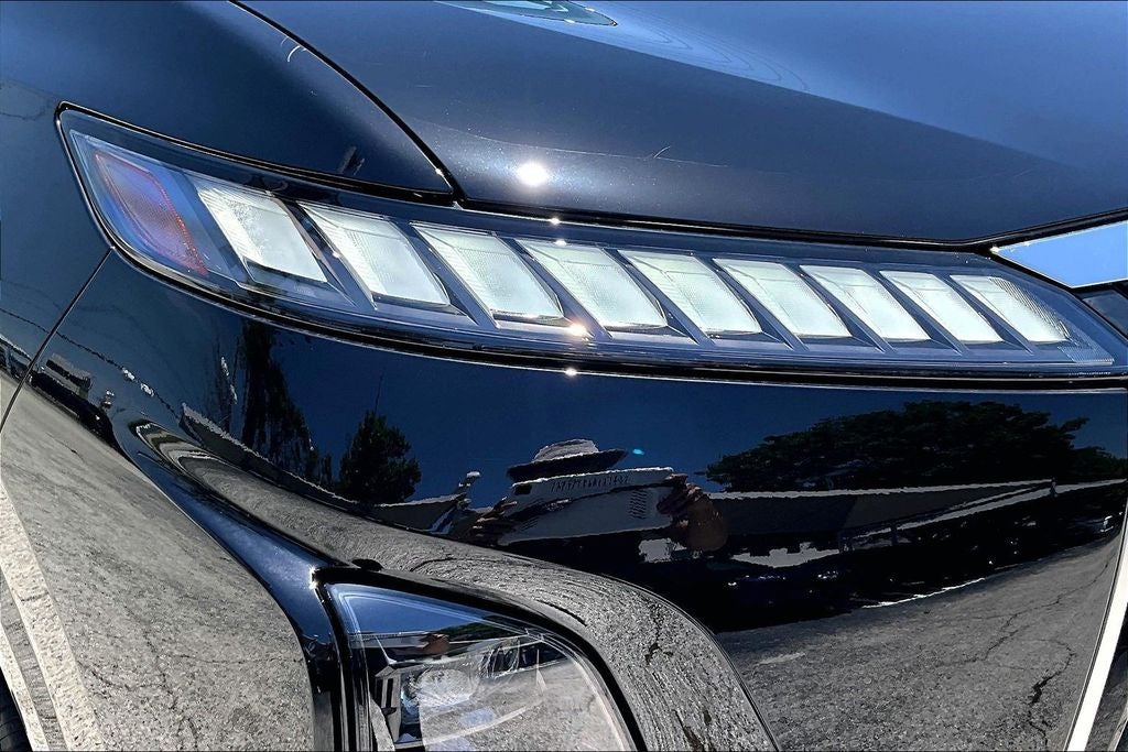 2027 INFINITI QX80 LUXE