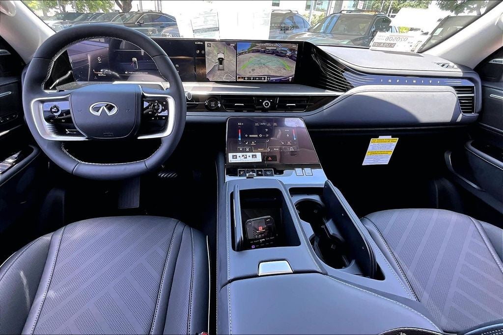 2027 INFINITI QX80 LUXE