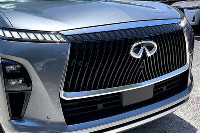 2027 INFINITI QX80 LUXE