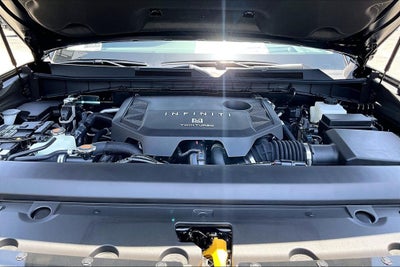 2027 INFINITI QX80 LUXE
