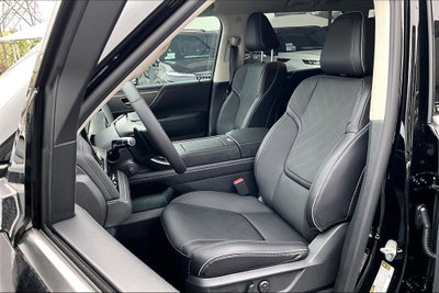 2026 INFINITI QX80 LUXE