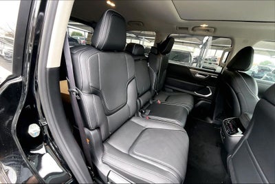 2026 INFINITI QX80 LUXE