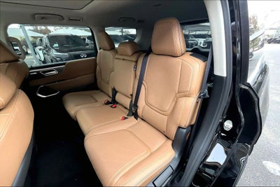 2026 INFINITI QX80 LUXE