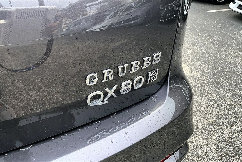 2026 INFINITI QX80 LUXE
